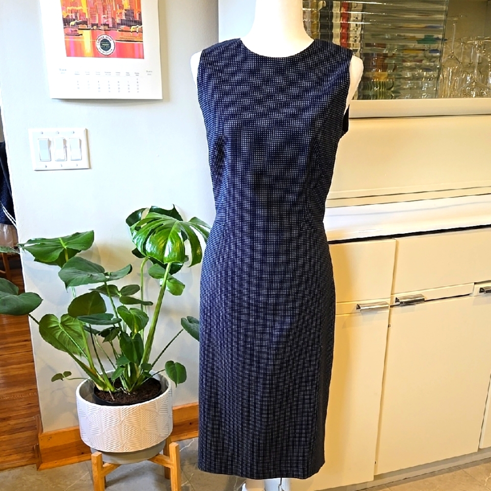 EUC Lafayette 148 Navy Dot Sheath Dress Size 10